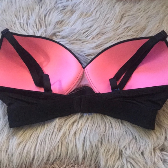 💜VS Wear Everywhere Wireless Push Up - Picture 2 of 4